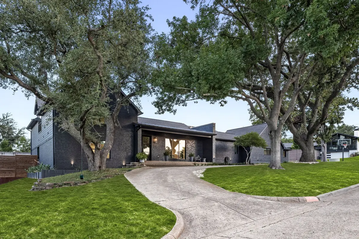 7720 Idlewood Lane, Dallas, TX 75230 - Image #1