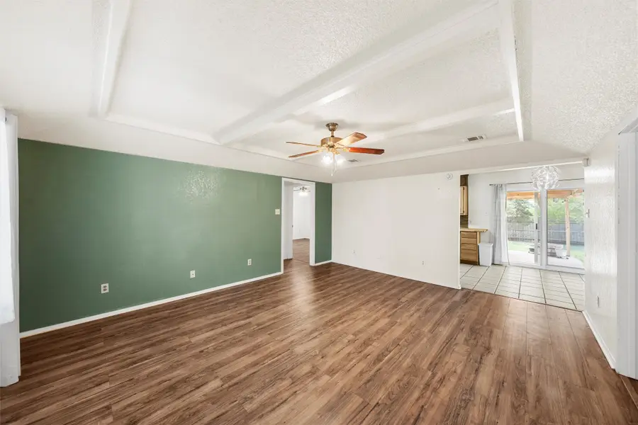 509 E Karels Drive, Robinson, TX 76706 - Image #3