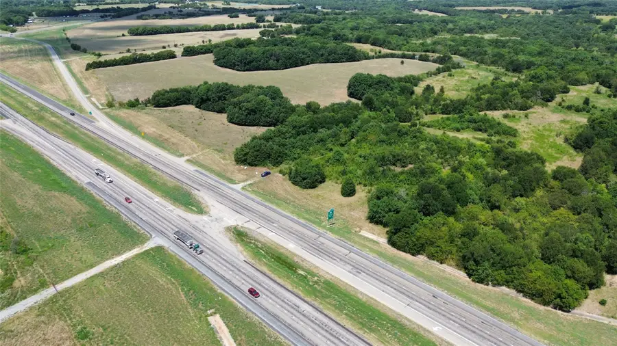 2507 Us-82, Bells, TX 75414 - Image #3