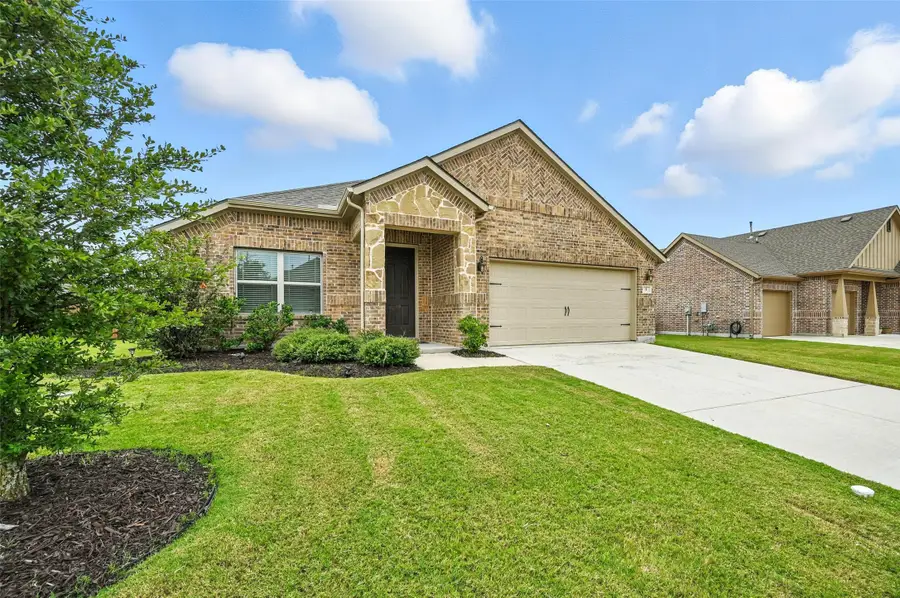 5 Pheasant Run, Sanger, TX 76266 - Image #3