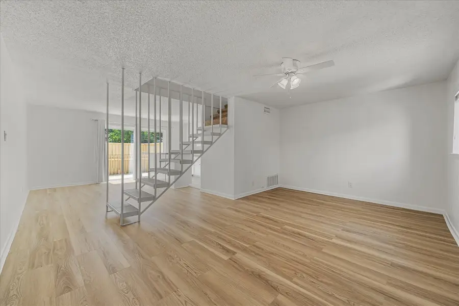 4021 Cole Avenue #206, Dallas, TX 75204 - Image #3