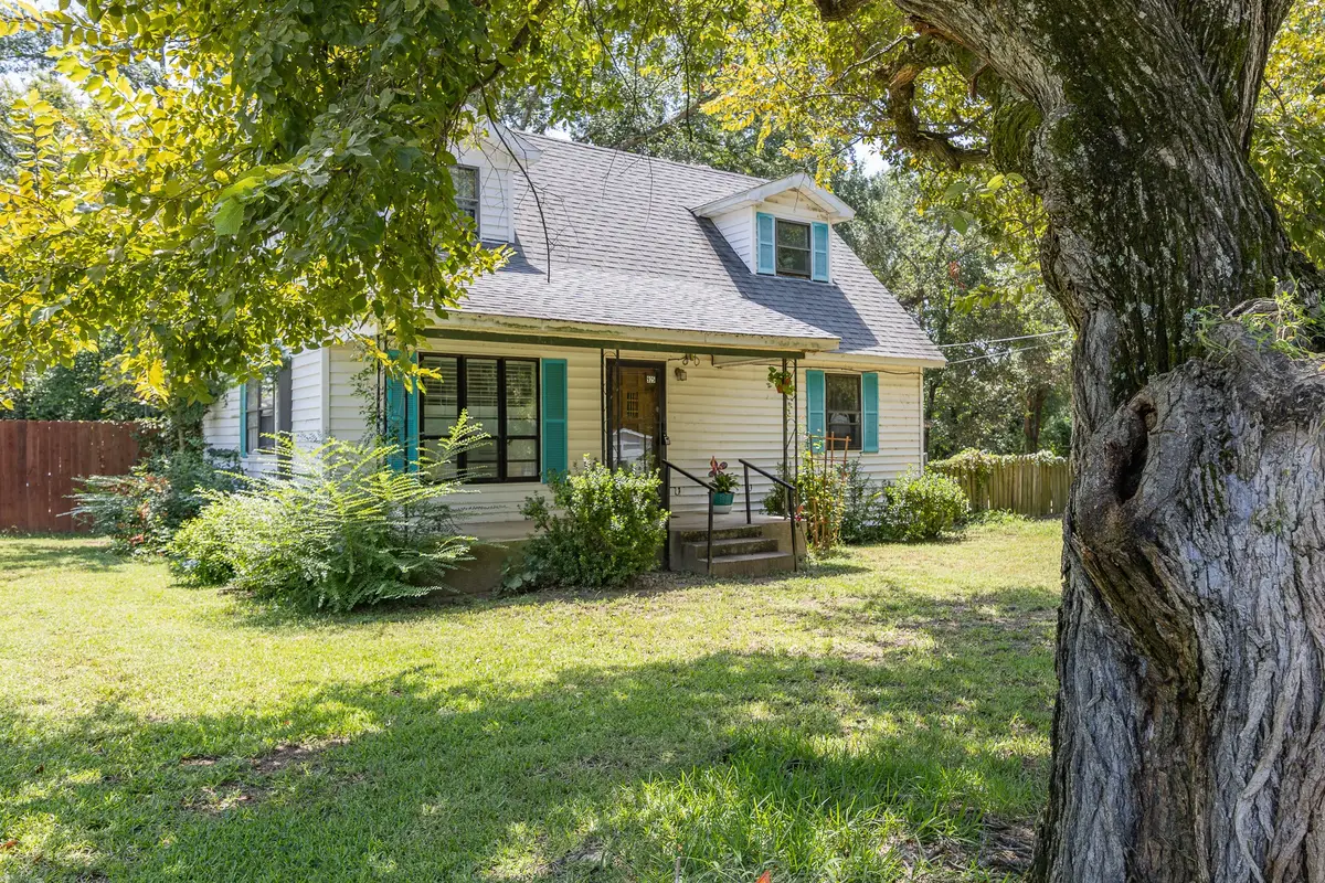 925 Angies Crossing, Tool, TX 75143 - Image #1