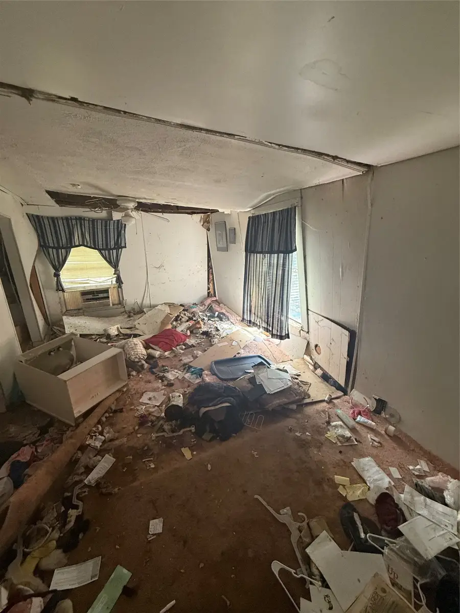 405 S Colorado Street, Whitney, TX 76692 - Image #2