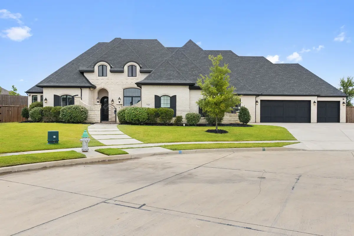 7100 Eagles Nest Court, Argyle, TX 76226 - Image #1