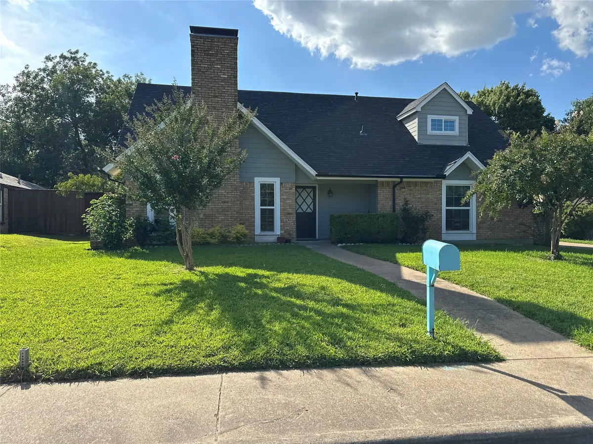 147 N Greenstone Lane, Duncanville, TX 75116 - Image #1