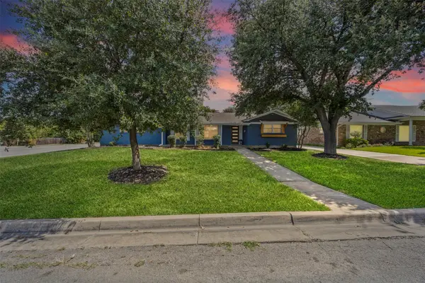 6201 Trail Lake Drive, Fort Worth, TX 76133