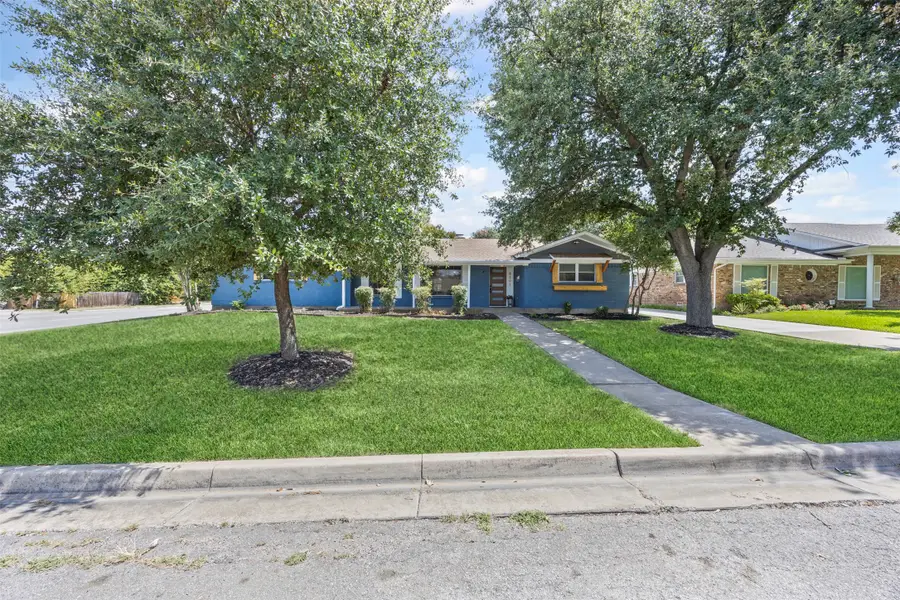 6201 Trail Lake Drive, Fort Worth, TX 76133 - Image #3