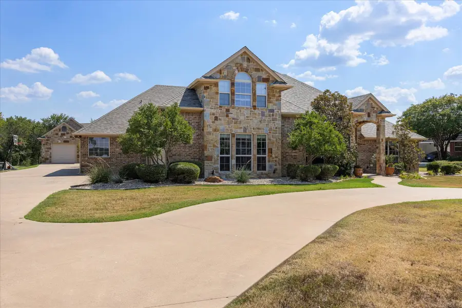 2007 Wigeon Street, Granbury, TX 76049 - Image #2