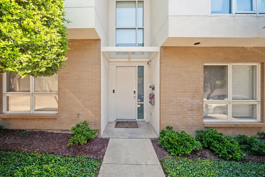 4060 Travis Street #12, Dallas, TX 75204 - Image #2