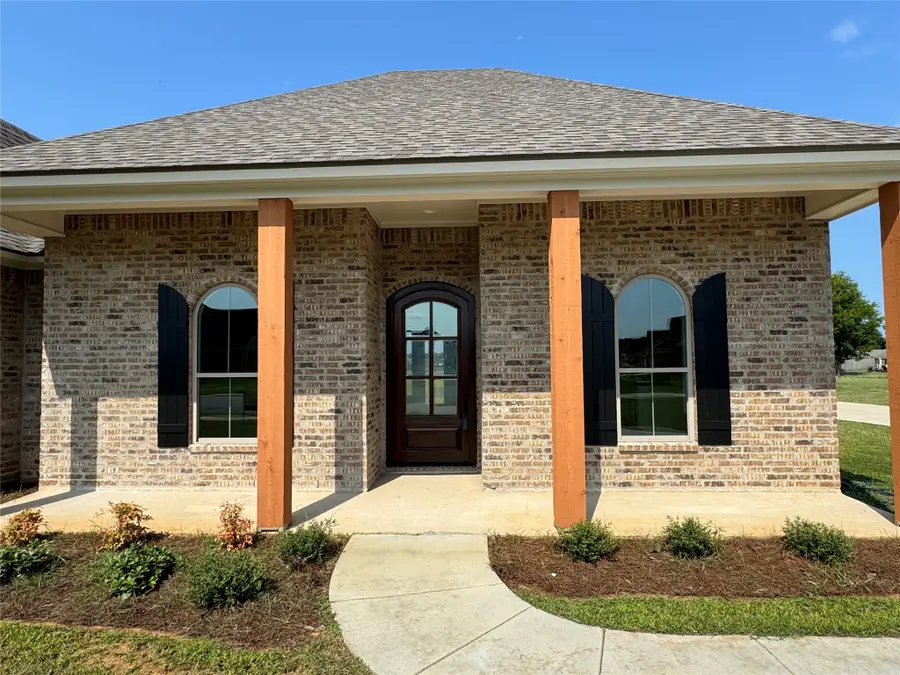 319 Newport Lane, Benton, LA 71006 - Image #2