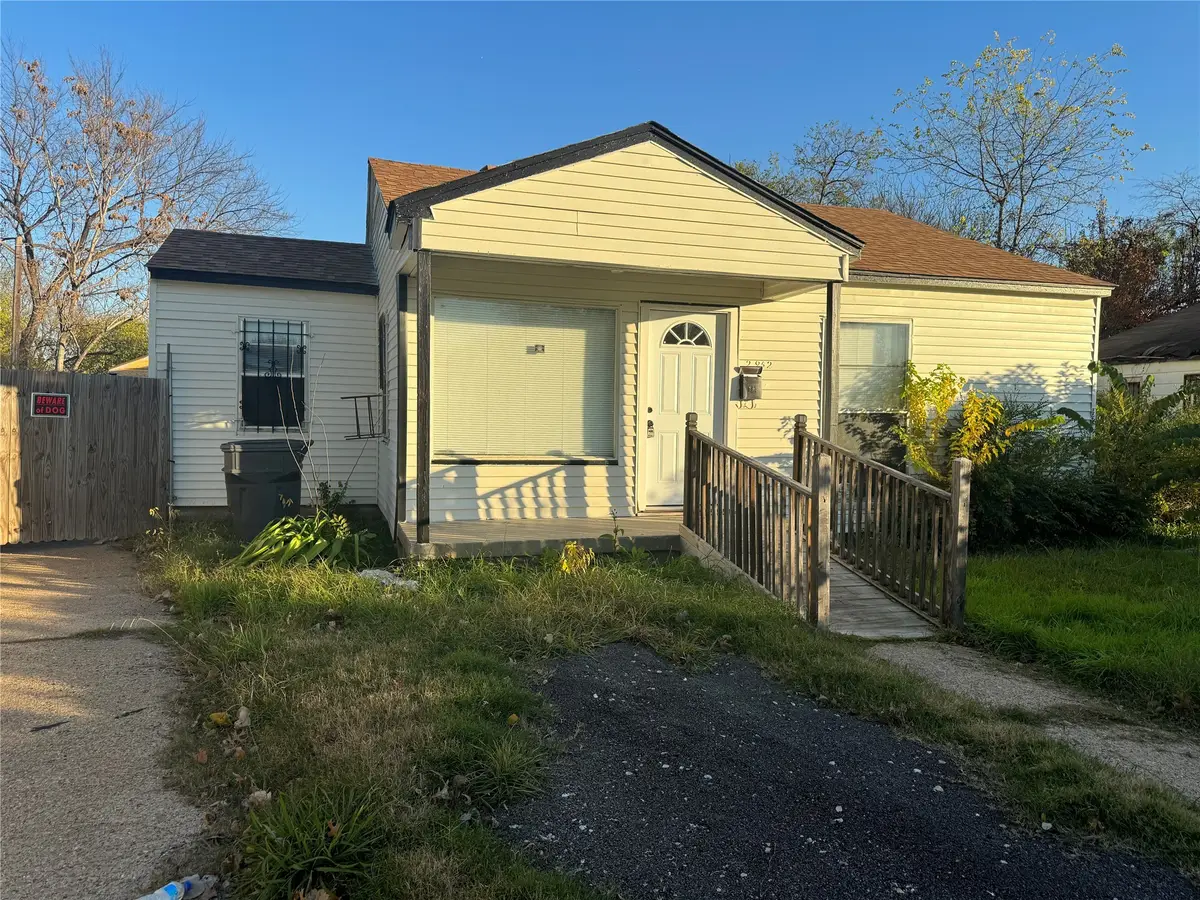 2952 Bardwell Avenue, Dallas, TX 75216 - Image #1