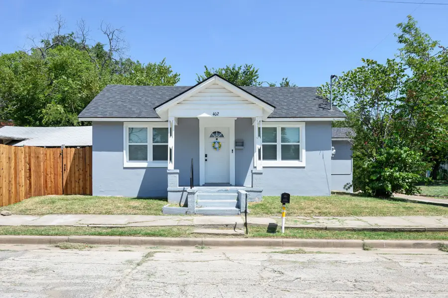 402 NW 5th Street, Mineral Wells, TX 76067 - Image #2