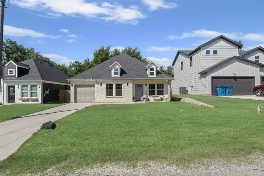 5506 Cold Water Trail, Granbury, TX 76048 - Image #3