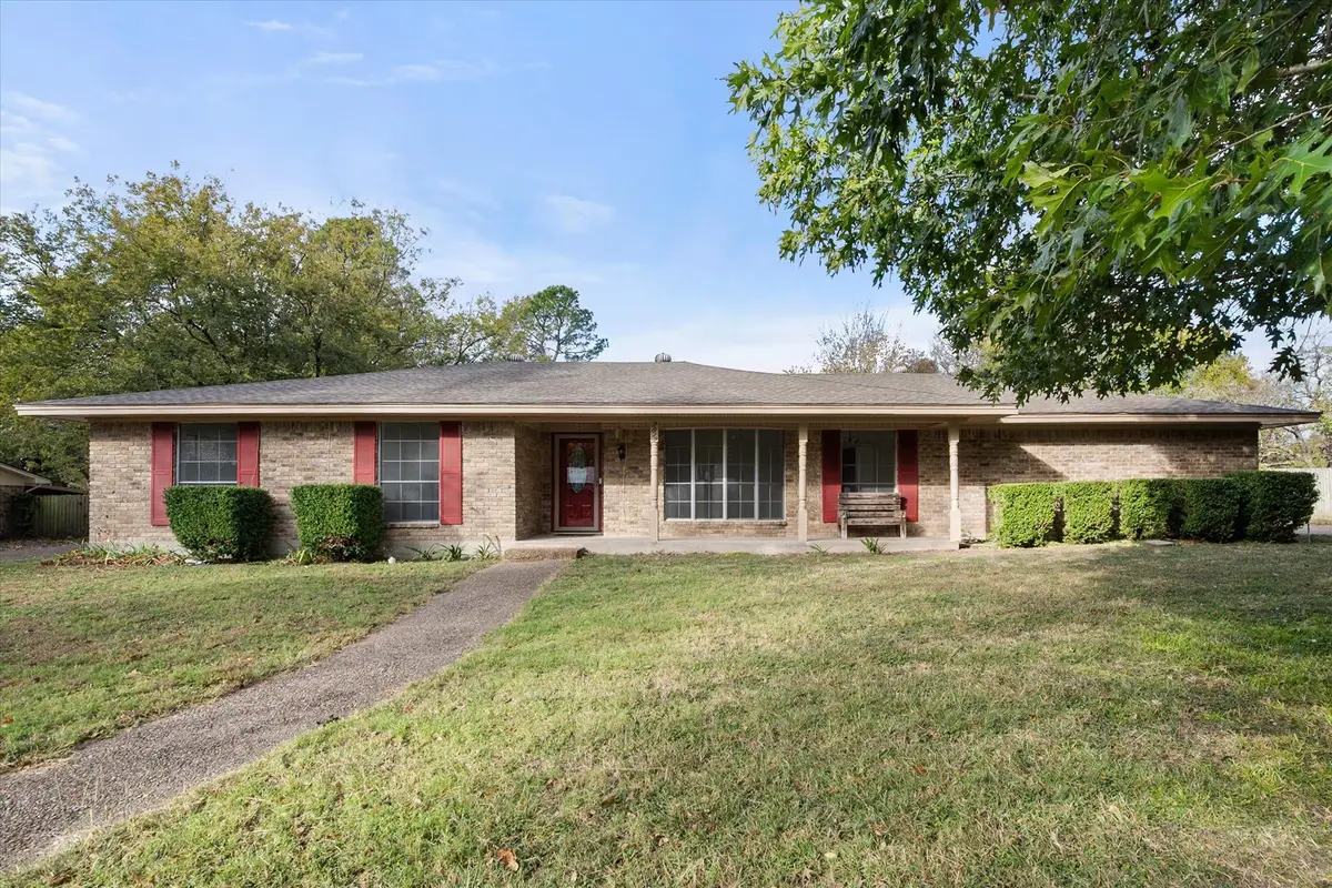 2812 Winfield Drive, Corsicana, TX 75110 - Image #1