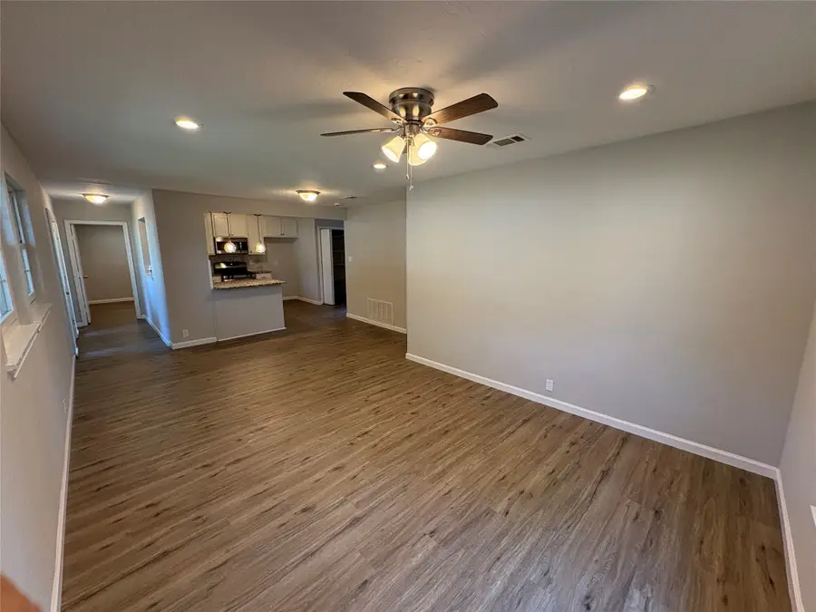 1409 N Highland Avenue, Sherman, TX 75092 - Image #3