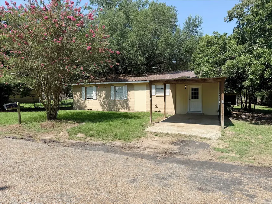 908 Sycamore Street, Athens, TX 75751 - Image #2