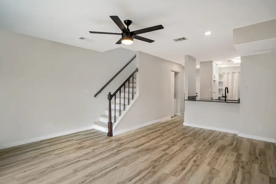 618 W Collins Street, Denton, TX 76201 - Image #3