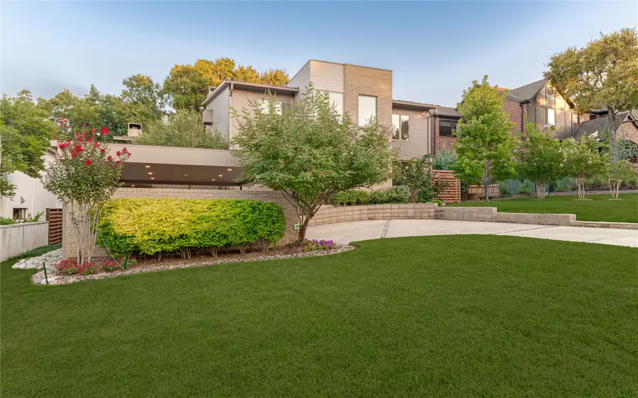 7326 Lakewood Boulevard, Dallas, TX 75214 - Image #2