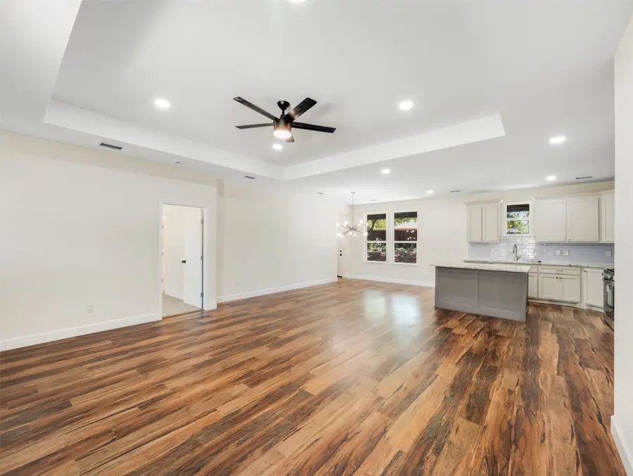 431 Oakhill Drive, Denton, TX 76201 - Image #3