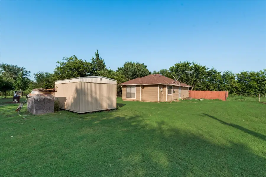 19491 E Market, Mabank, TX 75147 - Image #2