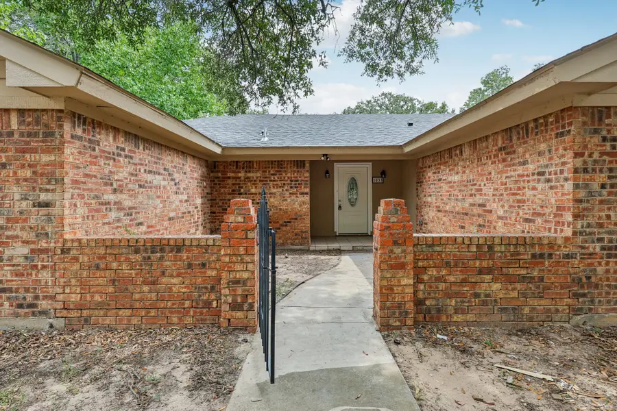 1033 Oak Ridge Drive, Azle, TX 76020 - #3