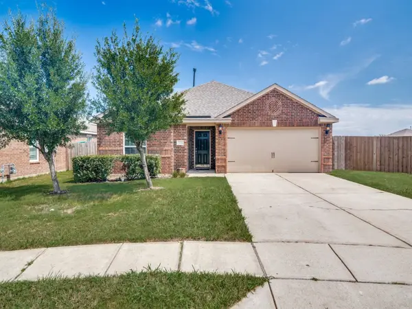 2114 Foxglove Court, Forney, TX 75126