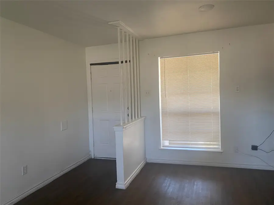 1805 Roman Road, Grand Prairie, TX 75050 - Image #2