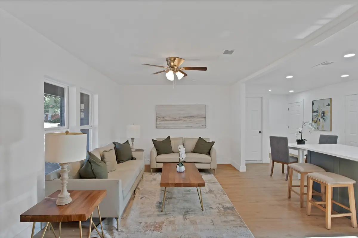 552 Norwood Drive, Hurst, TX 76053 - Image #1