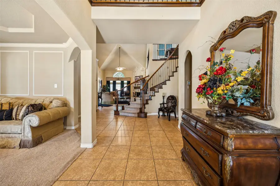 606 Montclaire Drive, Mansfield, TX 76063 - Image #3