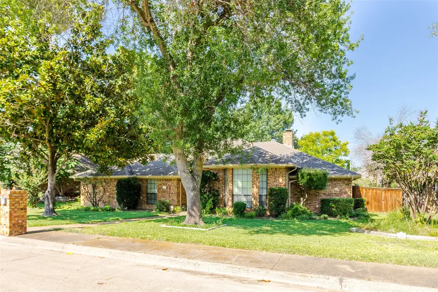 1013 Canyon Ridge Drive, Desoto, TX 75115 - Image #2