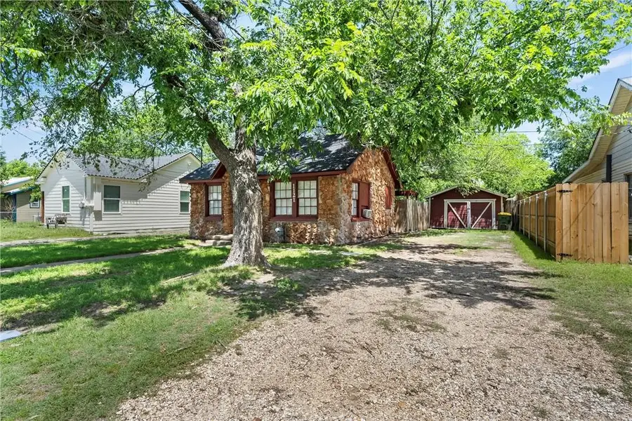 1121 Ashleman Street, Waco, TX 76705 - Image #2