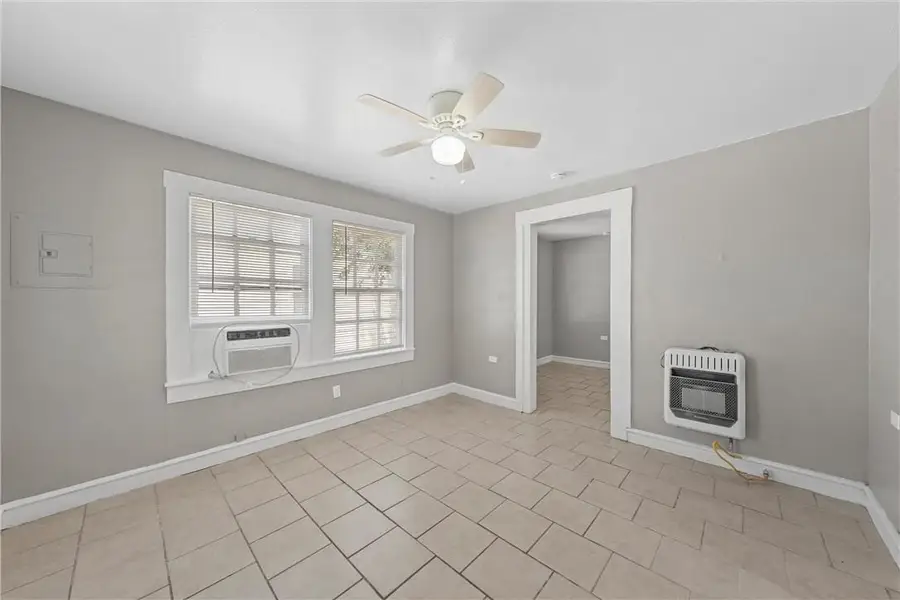 1121 Ashleman Street, Waco, TX 76705 - Image #3