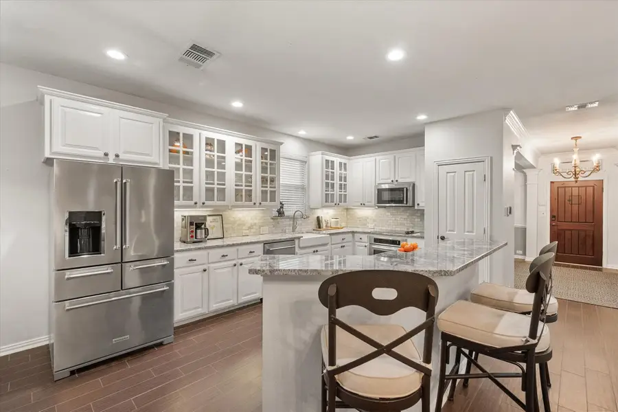 4533 Turnberry Lane, Grand Prairie, TX 75052 - Image #3