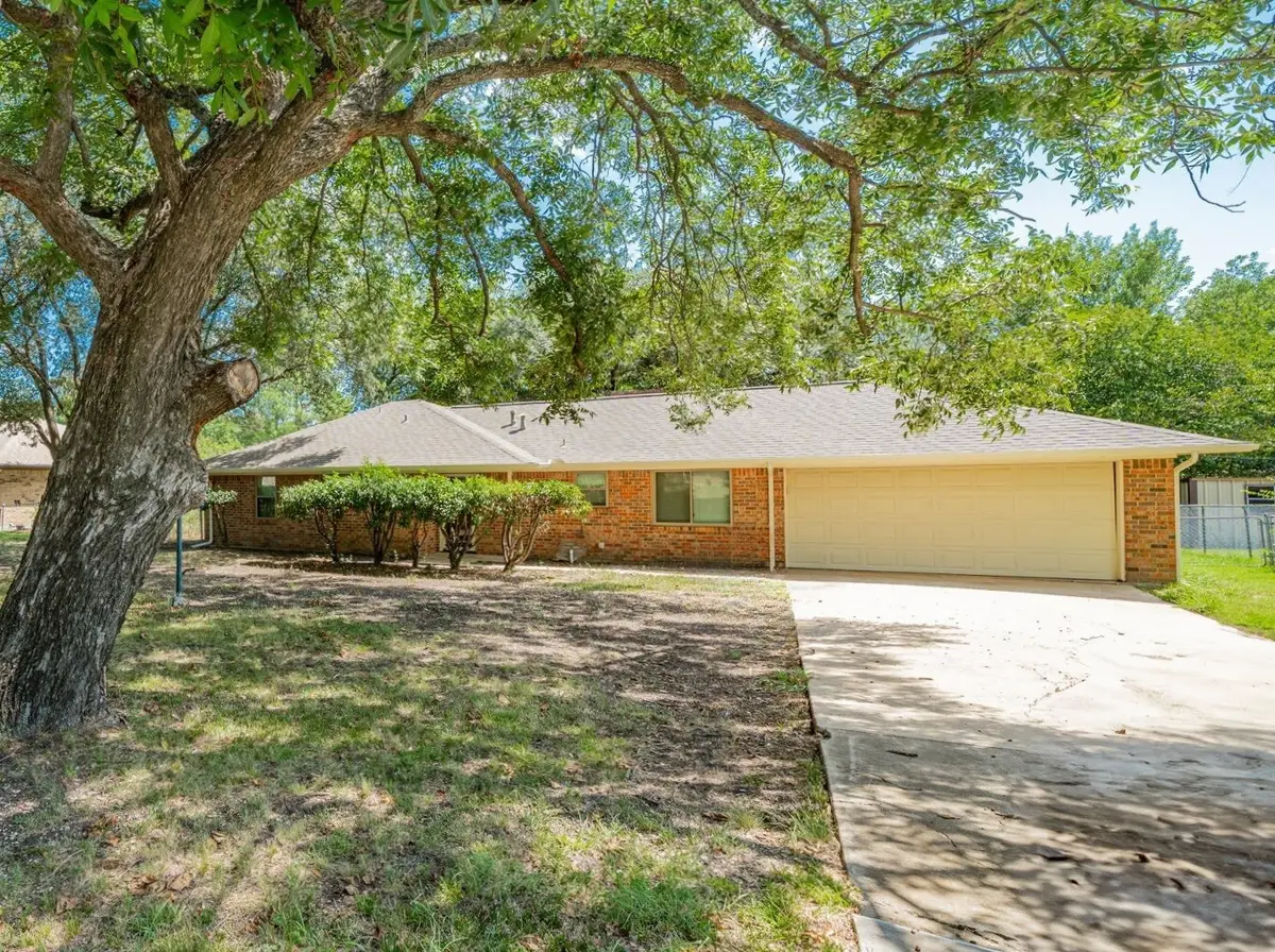 803 S 4th Street, Crandall, TX 75114 - Image #1