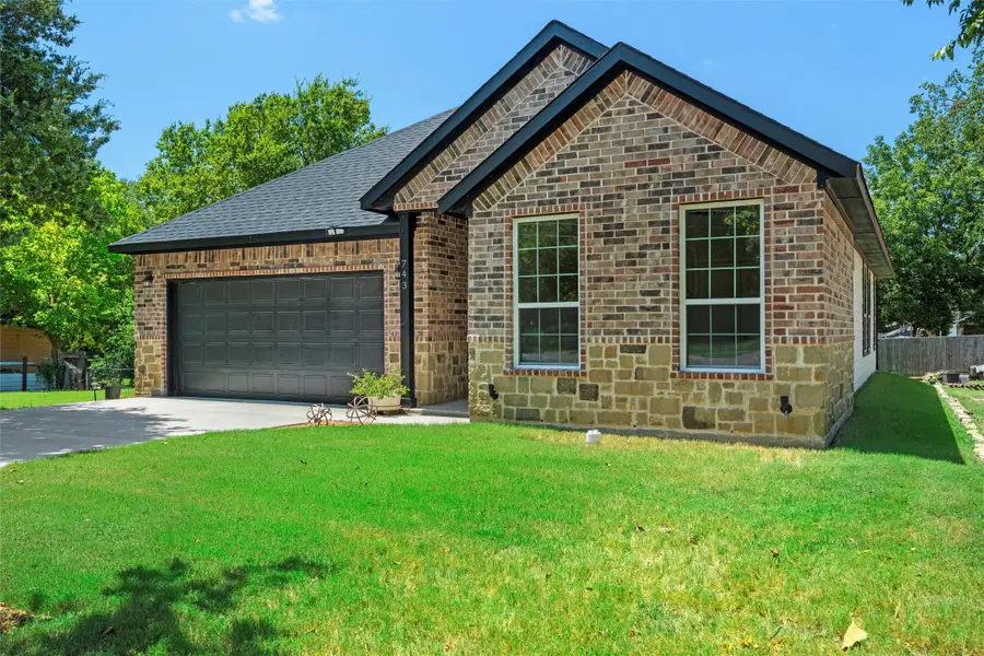 743 Ella Avenue, Dallas, TX 75217 - Image #2