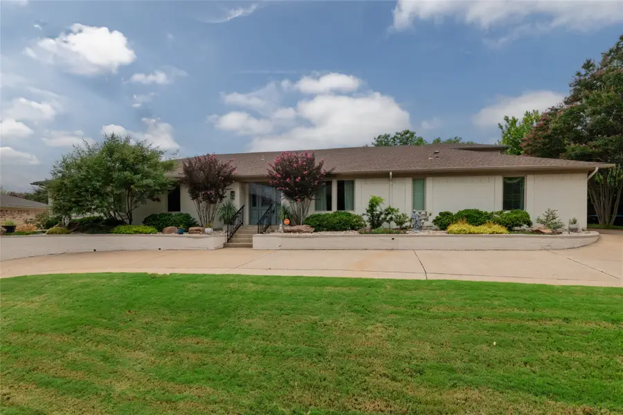 6921 Tumbling Trail, Fort Worth, TX 76116 - Image #2