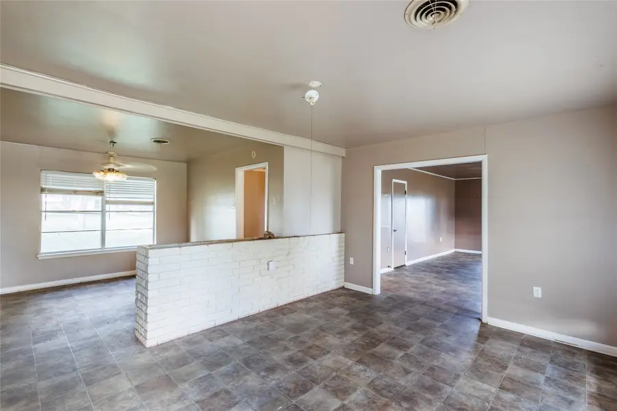 307 W Mesquite, Malone, TX 76660 - Image #3