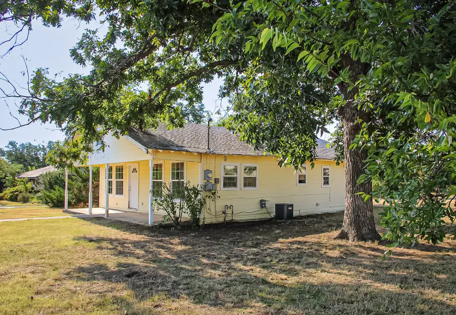 311 Spann Street, Bangs, TX 76823 - Image #3