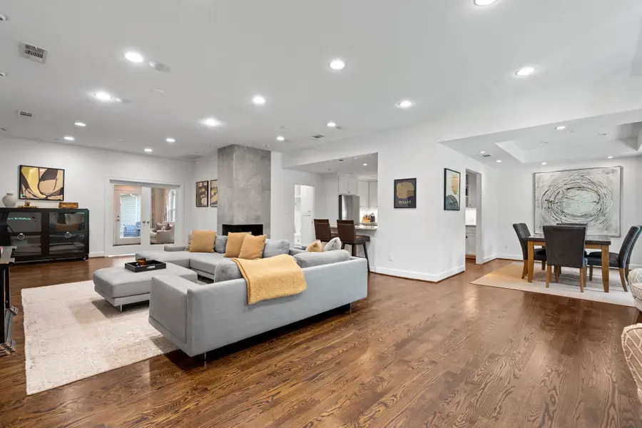 6446 Runnemede Lane, Dallas, TX 75214 - Image #3