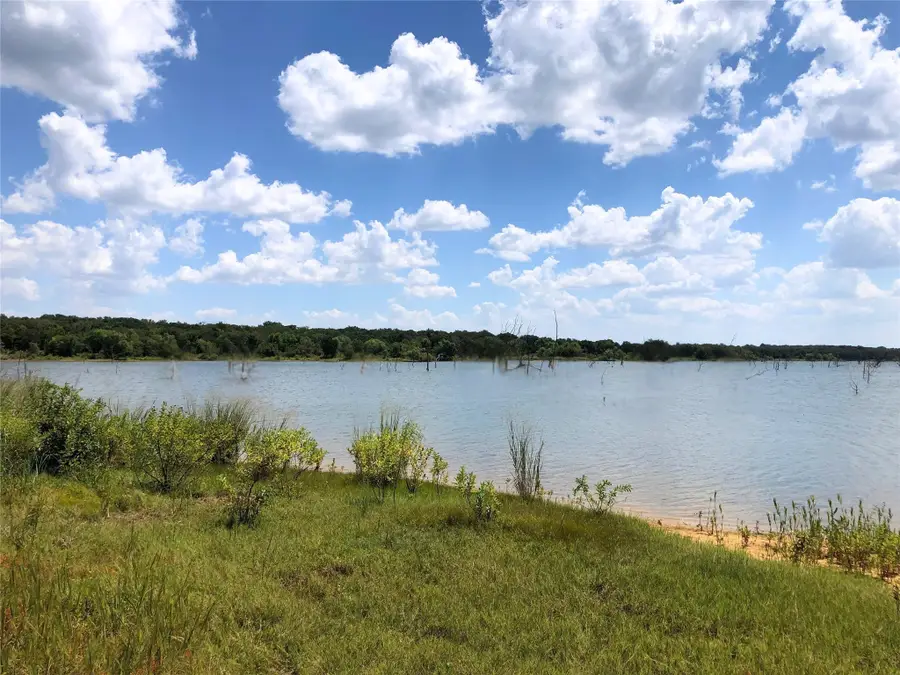 790 Sleepy Hollow Lane, Valley View, TX 76272 - Image #3