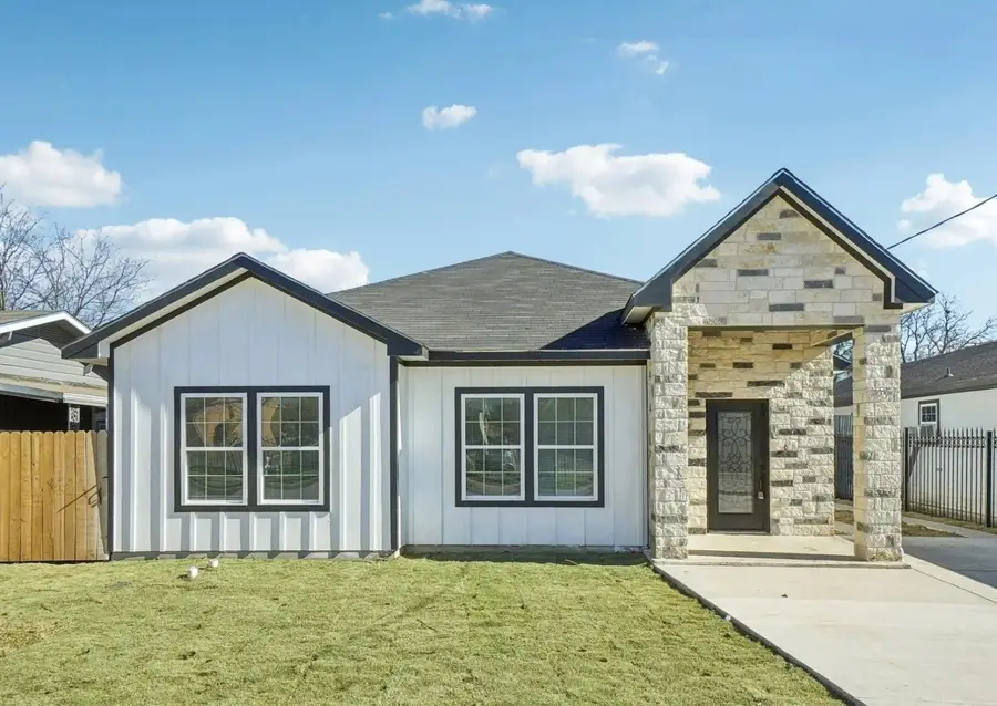 3853 Stallcup Road, Fort Worth, TX 76119 - Image #2