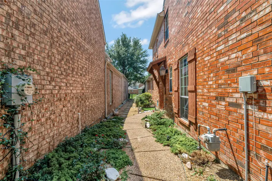 2312 Canyon Creek Drive, McKinney, TX 75072 - Image #3