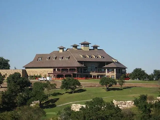 6301 Berkshire Circle, Cleburne, TX 76033 - Image #3