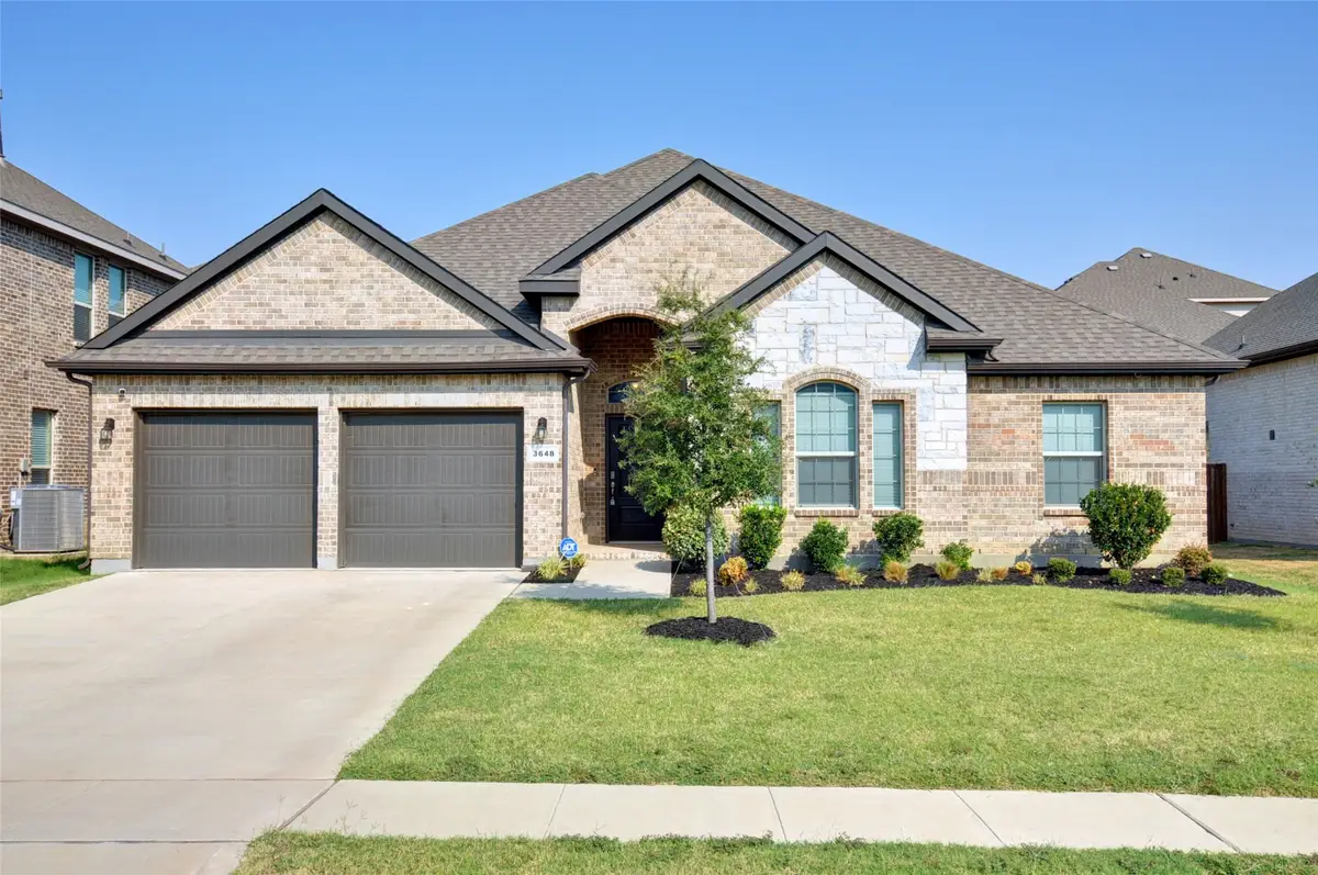 3648 Walnut Ridge Drive, Grand Prairie, TX 76065 - Image #1