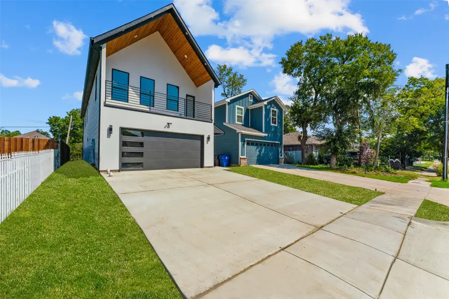 2023 Life Avenue, Dallas, TX 75212 - Image #2