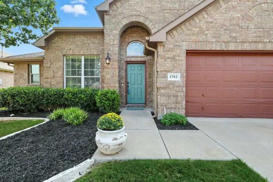 1702 Osprey Court, Corinth, TX 76210 - Image #3
