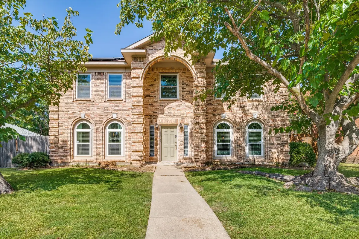 2213 Loretta Lane, Rowlett, TX 75088 - Image #1