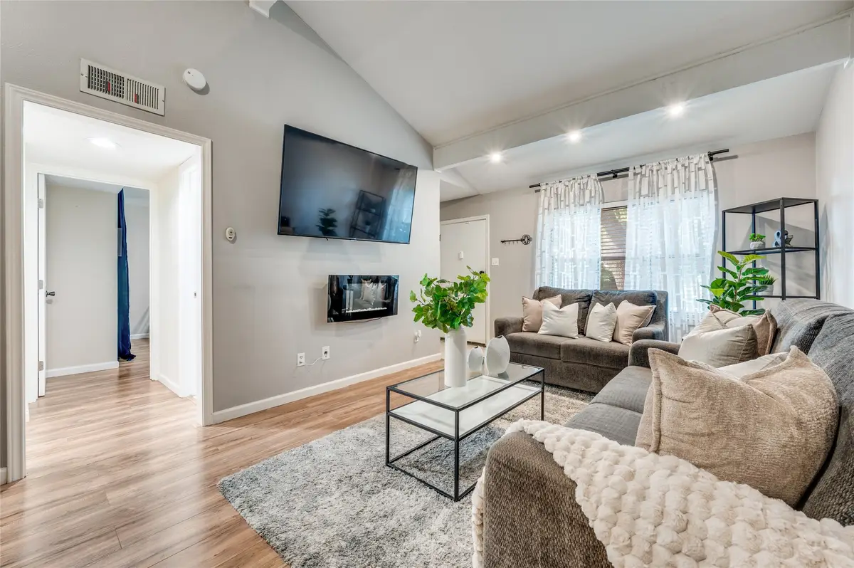 13618 Brookgreen Drive, Dallas, TX 75240 - Image #1