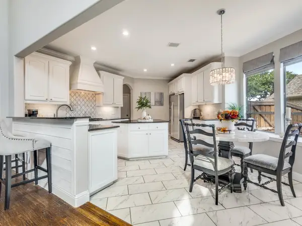 2806 Spring Oaks Drive, Highland Village, TX 75077