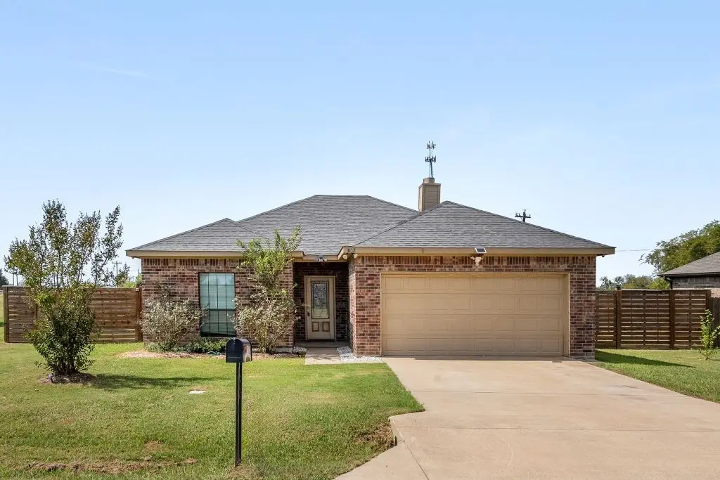 1002 Baker Lane, Mabank, TX 75147 - Image #1